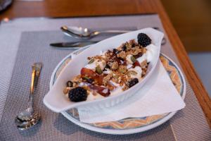 Beaujolais Boutique B&B at Theas House- Adults Only