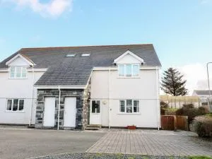 Ger Y Lli - Bryngwran