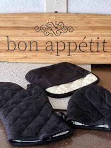 Cheerful 3 Bedroom Vacation Home