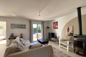 Maisons de vacances Ares, Villa Mapouchet, piscine : photos des chambres