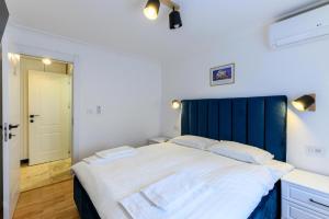 Five Stars Apartment