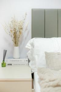 Shore 3 Mall of Asia - Sofian Suites