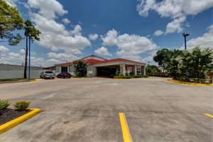 Motel 6-Houston, TX - Hobby - image 1