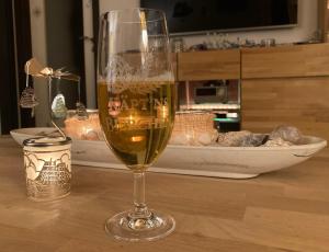 Urlaub beim Käptn! Freistehendes Premium Nordsee-Ferienhaus mit Fahrrädern, Stellplatz und Garten, 150m zur Nordsee