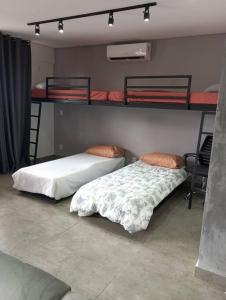 Studio Flex com garagem e piscina no centro de Sp