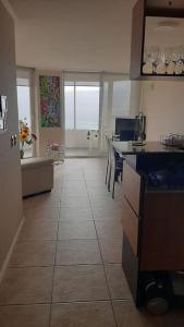 Depto amoblado 6 personas piscina vista al mar primera linea