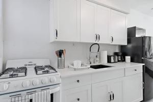 North Shore Oasis - Steps to Miami Beach Bliss