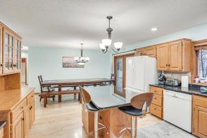 Lakefront Minnesota Vacation Rental with Dock