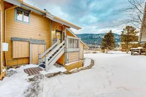 Silver Bow 64 - Big Sky Mobile Home Court