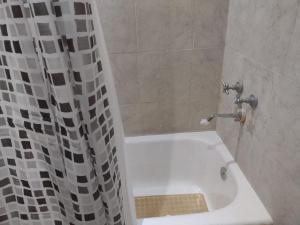 Departamento 1 ambiente y medio a una cuadra del mar