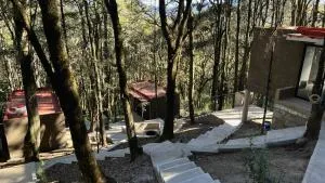 Roots Luxury Cabins - 小米内拉尔