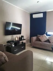 Casa llena de vida y buena vibra con las amenidades necesarias para que pases una estancia de 10! - La Esperanza