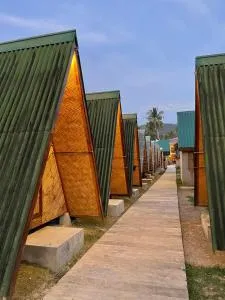 罗素广场旅舍 - 沙璜