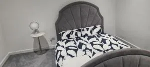 Cosy 2 Bedroom End Terrace House - Glazebury