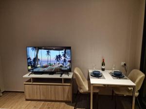 Once Pattaya Seaview Condo