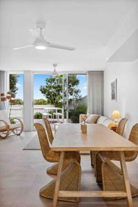 Juniper Designer Beachfront Semaphore