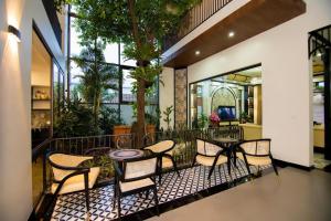 Indochine Ha Long Villa