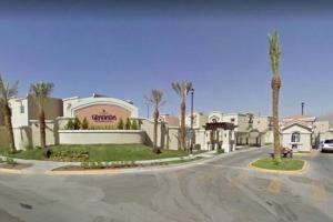 Casa Granada cercana a consulado y aeropuerto.