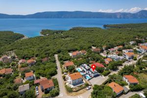 Modern Holiday House Jadranka With Pool - Happy Rentals