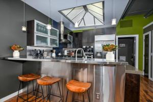 Luxury Condo in Akron Northside District