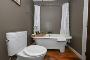 Luxury Condo in Akron Northside District