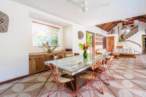 Villa Ku Tama by Villa Finder