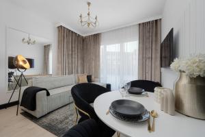 New Studio Nyska with FREE GARAGE Wrocław by Renters