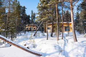 Uusi hirsimökki 7 henkilölle