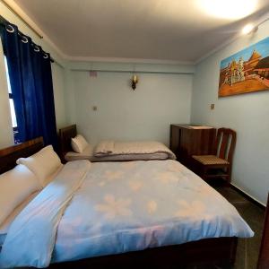 Luniva Restaurant And Guest House