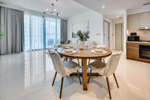 Astonishing apartment in Beachfront