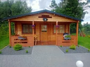 DOMKI NAD STAWEM - 埃尔布隆格