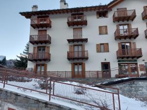 Trilocale BELVEDERE Alloggio ad uso turistico - VDA - LA THUILE - CIR 0068