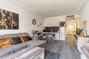 Bright apartment -1Bd 1Bth-Prado