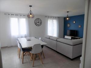 Saint Palais sur Mer - MAISON années 80 ENTIEREMENT RENOVEE avec GOUT