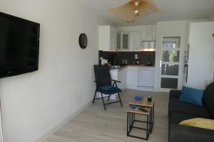 T2 Rez-de-jardin, terrasse et parking, proche de la plage