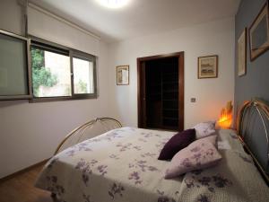 Apartamento con Terraza y Parking a 400m de la Playa del Port en Llançà - ES-228-156