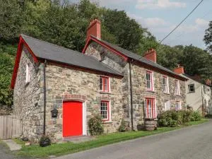 Sycamore Vestry - Henrys Moat