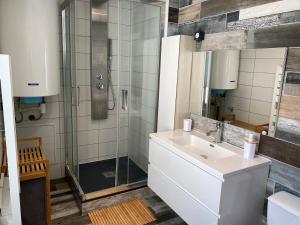 Au Bras dOr Conciergerie Leroy