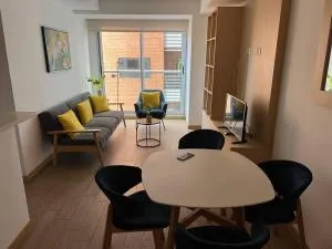 Cityhaus apartment zone 10 near hotel area shuttle service included! - La Aurora
