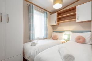 Lodge No 8 - St Andrews Lodge Park