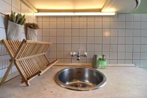 Spacious and Central Vintage - Modern Apartment