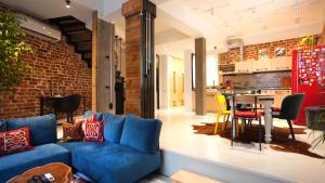 Modern and Spacious 3-Bedroom Entire House