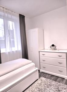 Schneider Apartments