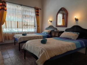 Lions Den Guesthouse Otjiwarongo