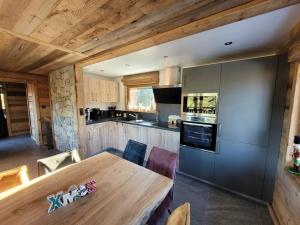 Chalets Chalet Loulea - Luxueux, au calme avec Spa : photos des chambres