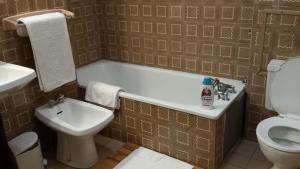 Auberges de jeunesse Friendly Auberge : Chambre Double avec Salle de Bains Privative