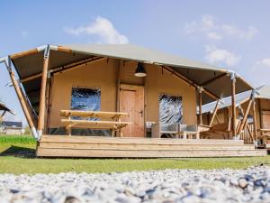 Glamping Lodge