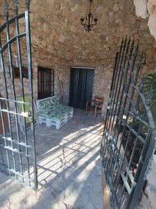 Casa Cueva "El Mirador de Piedra"