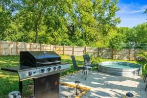 Music Manor Nashville - Little Creek