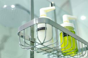 Shiny and relaxing 5th floor apartment